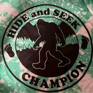 Gildan tie dye t-shirt